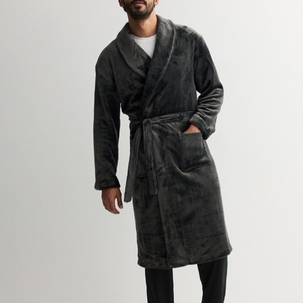 NWT Men's SIZE S / M Sonoma Goods For Life Superset Plush Robe